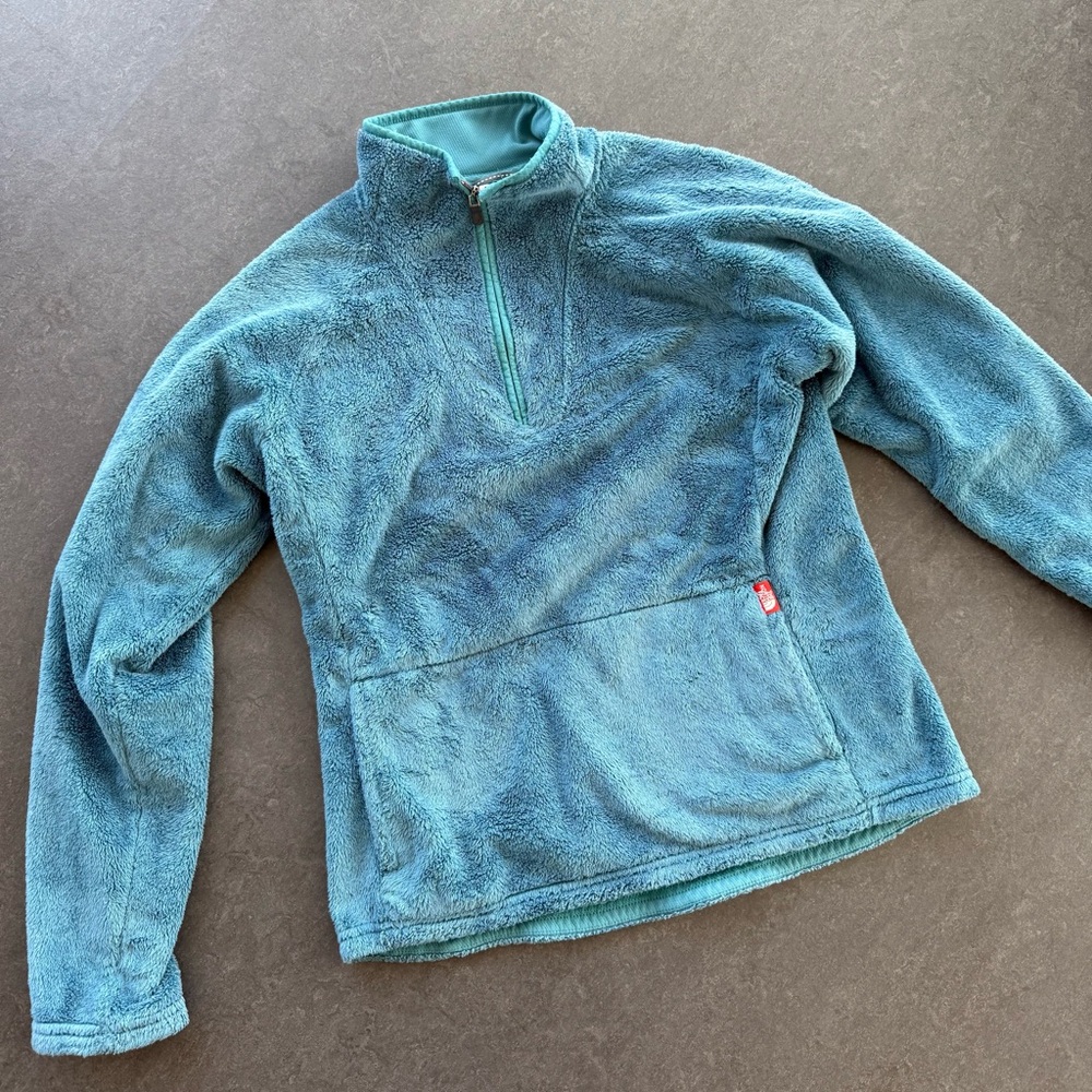 The North Face turquoise blue super-soft pullover. Women’s Medium.